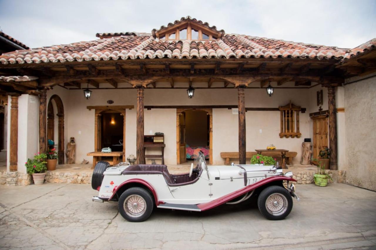 Hotel Casa De Gandhi San Cristóbal de Las Casas Eksteriør billede