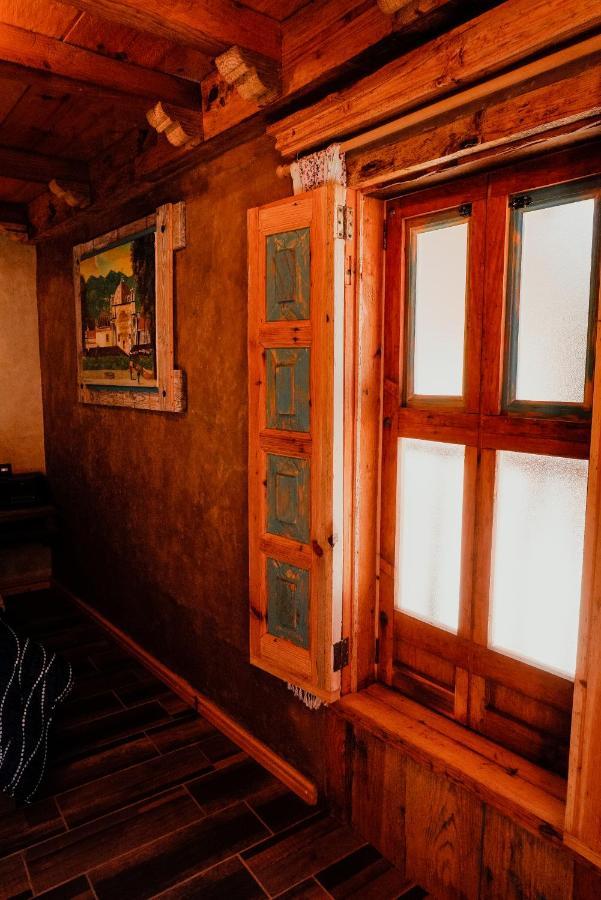 Hotel Casa De Gandhi San Cristóbal de Las Casas Eksteriør billede